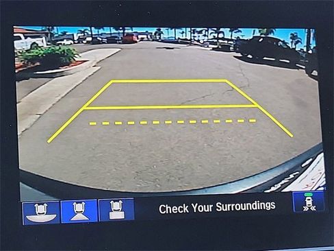 Used 2022 Honda CR-V Touring image 14