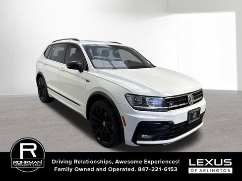 Used 2021 Volkswagen Tiguan SE AWD/4WD image 3