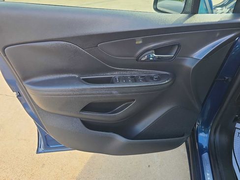 Used 2019 Buick Encore Preferred image 12