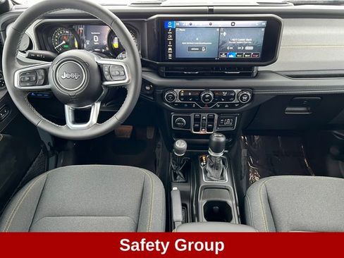 Used 2025 Jeep Wrangler Unlimited Sahara w/ Safety Group image 3