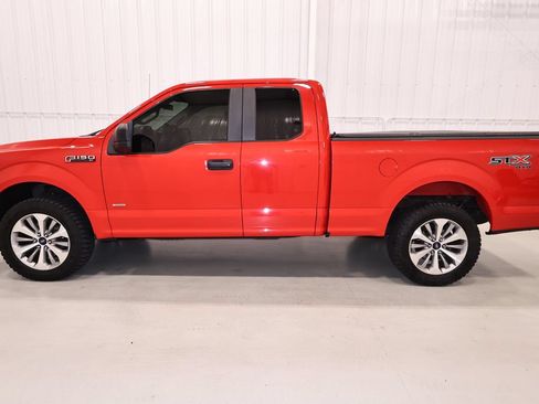 Used 2017 Ford F150 XL w/ Equipment Group 101A Mid AWD/4WD image 6