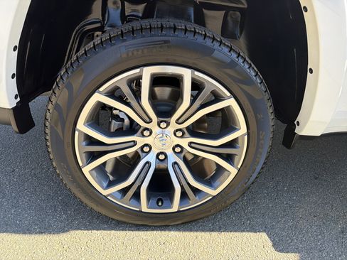 Used 2025 RAM 1500 Tungsten w/ Towing Technology Group image 18