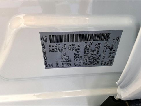 New 2025 Nissan Rogue S image 72