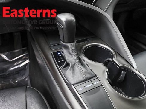 Used 2024 Toyota Camry SE FWD image 13