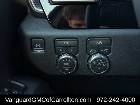 New 2026 GMC Sierra 1500 Elevation w/ Elevation Select Package AWD/4WD image 18