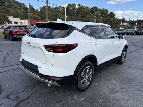 Used 2023 Chevrolet Blazer LT image 7