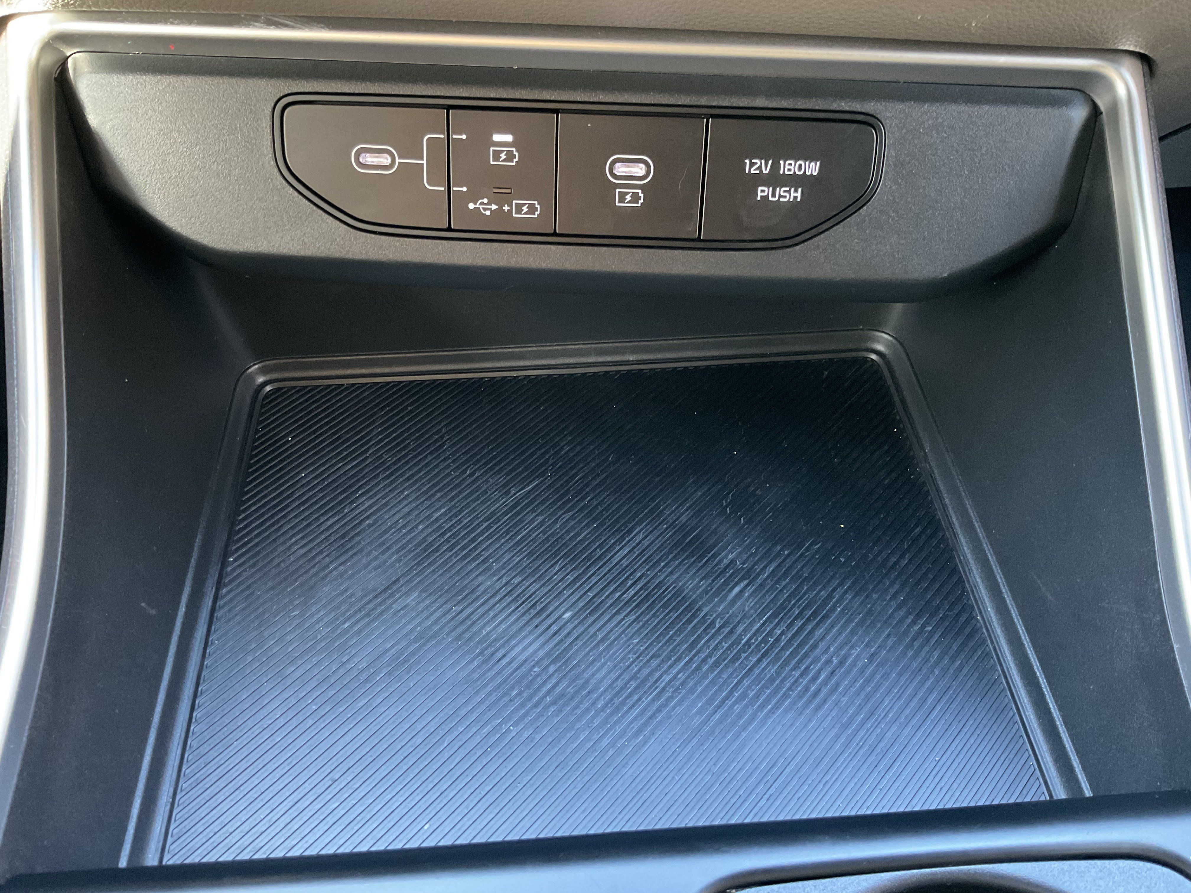 Used 2026 Kia Carnival LXS FWD image 19