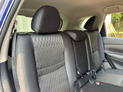 Used 2018 Nissan Rogue SV w/ Premium Package AWD/4WD image 33
