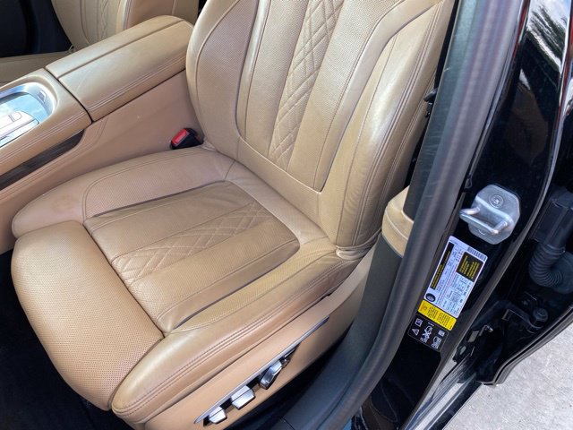 Used 2016 BMW 750i xDrive AWD/4WD image 18