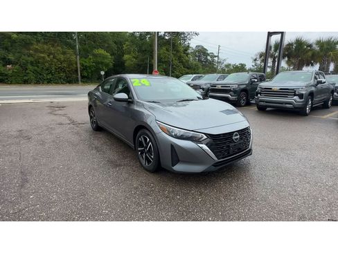 Used 2024 Nissan Sentra SV image 8