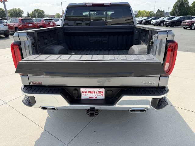 Used 2021 GMC Sierra 1500 SLT w/ SLT Premium Package AWD/4WD image 8