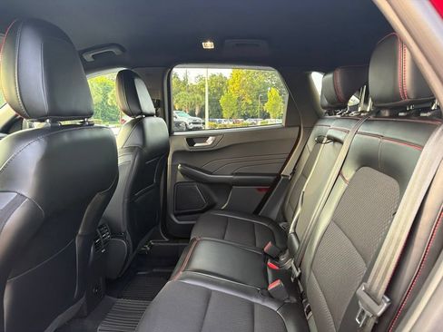 Used 2023 Ford Escape ST-Line w/ Tech Pack #1 FWD image 17