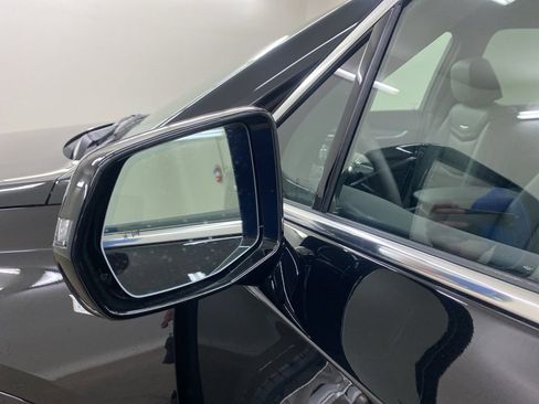 New 2025 Cadillac XT6 Luxury AWD/4WD image 16