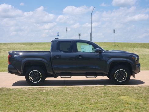 New 2026 Toyota Tacoma TRD Sport AWD/4WD image 7