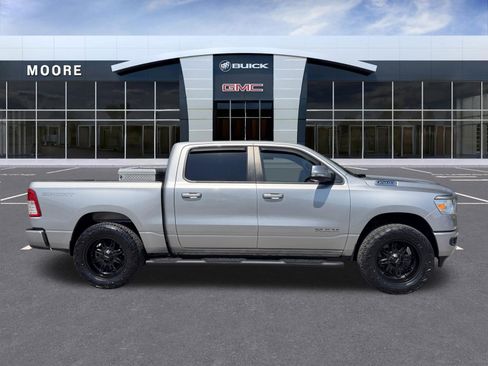Used 2022 RAM 1500 Big Horn AWD/4WD image 2