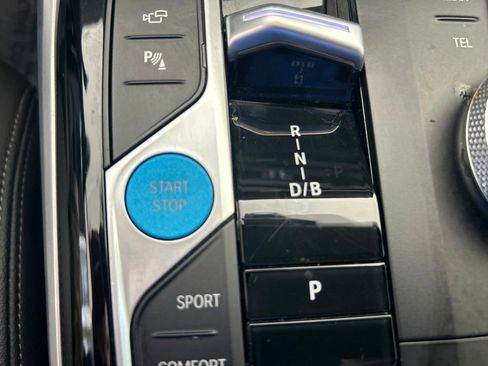 Used 2024 BMW i4 xDrive40i AWD/4WD image 49
