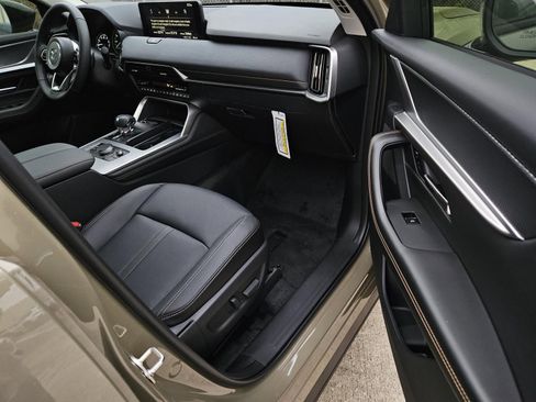 New 2026 MAZDA CX-70 3.3 Turbo w/ Preferred Package image 6