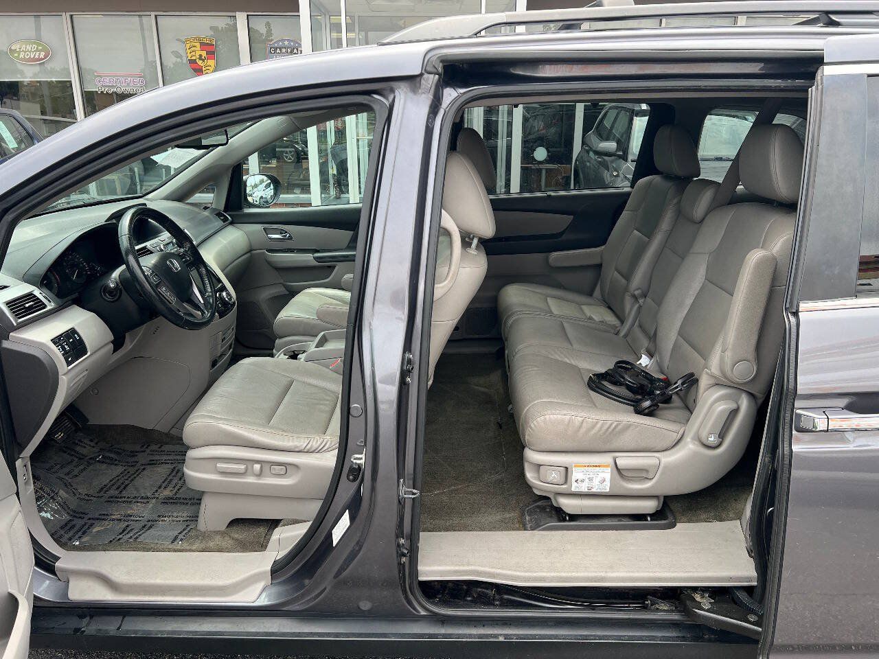 Used 2014 Honda Odyssey EX-L image 23