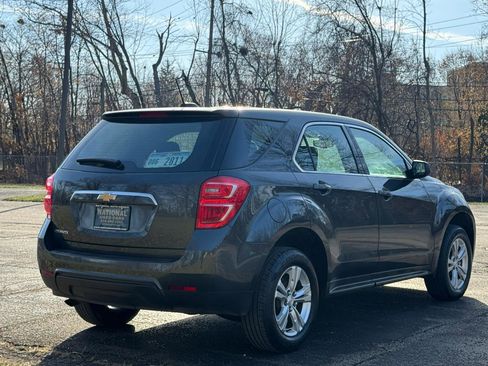 Used 2017 Chevrolet Equinox LS image 5
