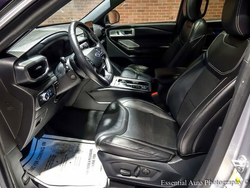Used 2021 Ford Explorer ST w/ ST Street Pack AWD/4WD image 13