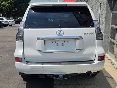 Used 2019 Lexus GX 460 Premium w/ Premium Package AWD/4WD image 6