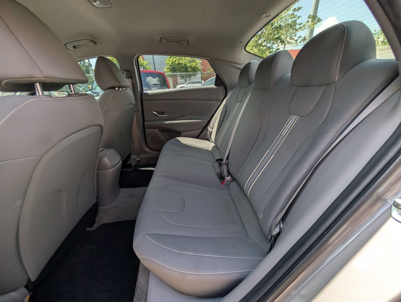 Used 2023 Hyundai Elantra SEL w/ Cargo Package FWD image 17