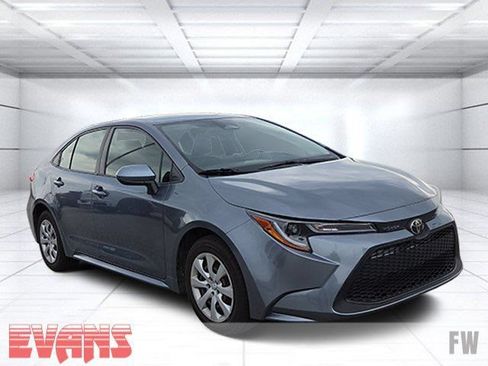 Used 2023 Toyota Corolla LE FWD image 1