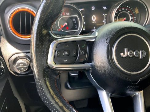 Used 2021 Jeep Gladiator Mojave AWD/4WD image 24