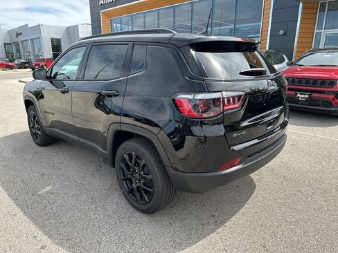 New 2026 Jeep Compass Latitude AWD/4WD image 9