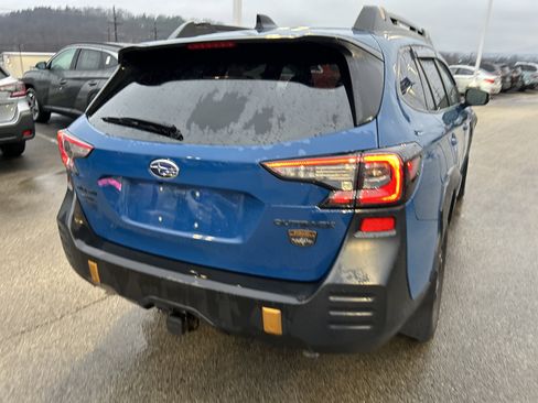 Used 2022 Subaru Outback Wilderness w/ Wilderness Package image 8