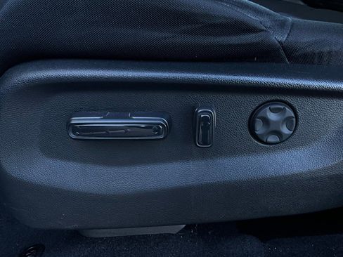 Used 2020 Honda CR-V EX image 11