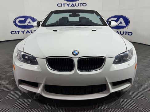 Used 2012 BMW M3 Convertible image 2