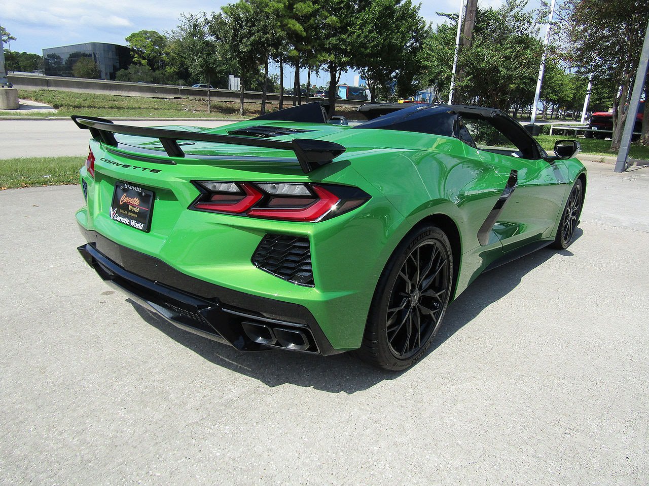 Used 2026 Chevrolet Corvette Stingray Preferred Conv w/ Z51 Performance Package RWD image 5