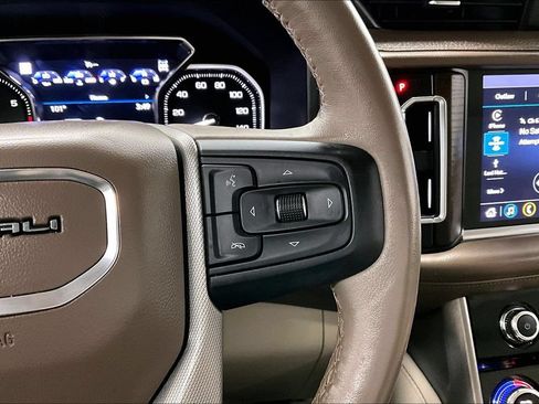 Used 2021 GMC Yukon Denali AWD/4WD image 26