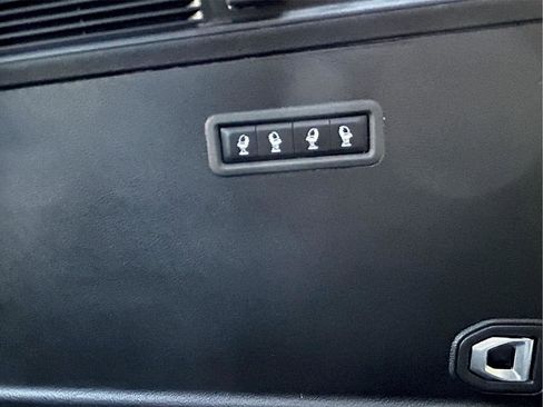 New 2023 Jeep Wagoneer Series III w/ Premium Group I image 24