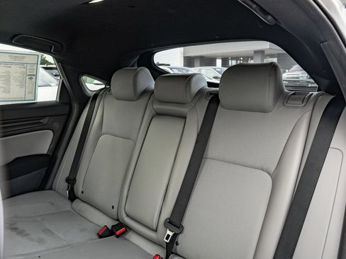 Used 2025 Honda Civic Sport image 18