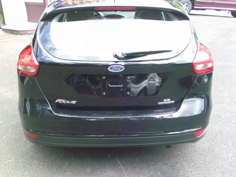 Used 2016 Ford Focus SE image 5