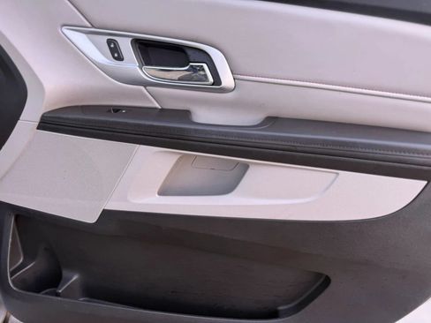 Used 2017 GMC Terrain SLE FWD image 45