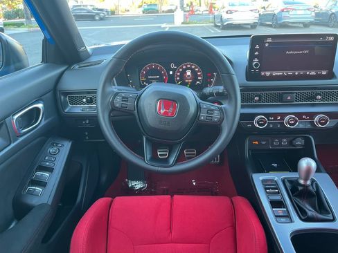 Certified 2025 Honda Civic Type R image 14