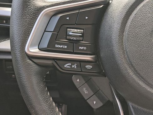 Used 2019 Subaru Forester Limited image 21