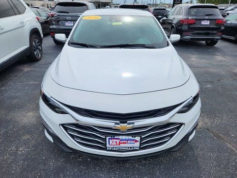 Used 2024 Chevrolet Malibu LT FWD image 2