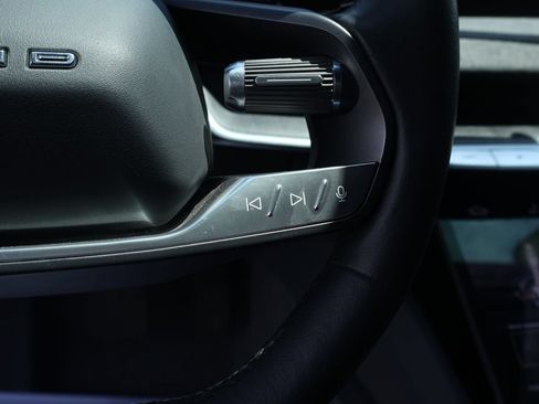 Used 2023 Lucid Air Pure AWD/4WD image 30