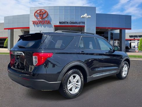 Used 2022 Ford Explorer XLT RWD image 6