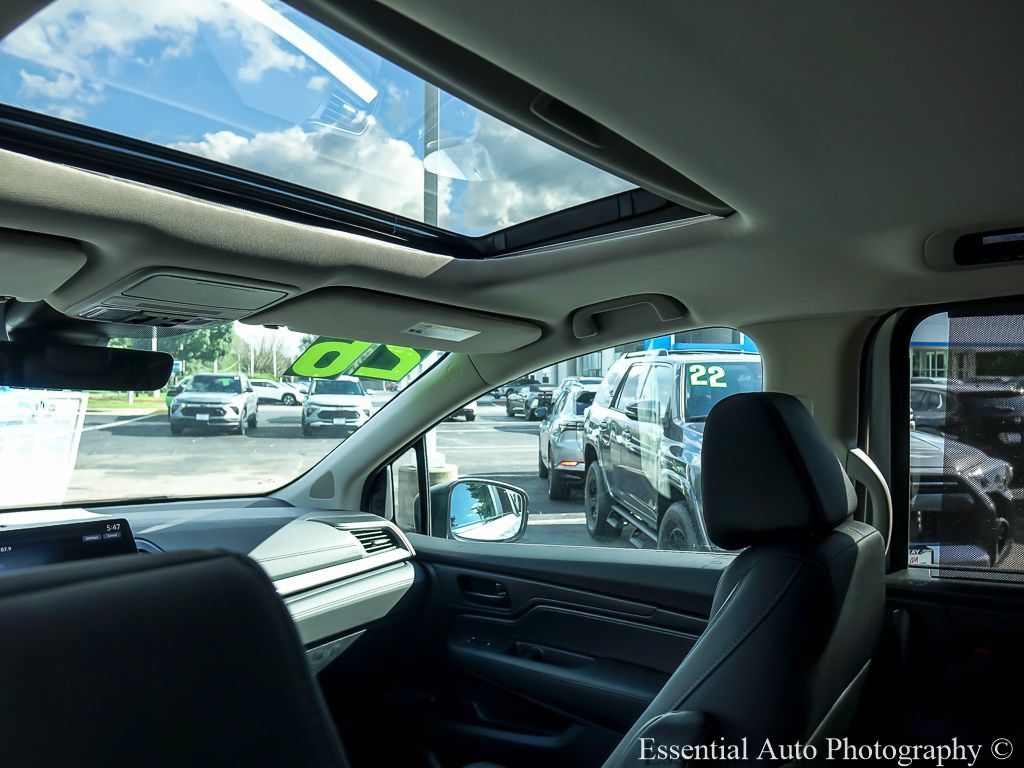 Used 2026 Honda Odyssey EX-L image 15