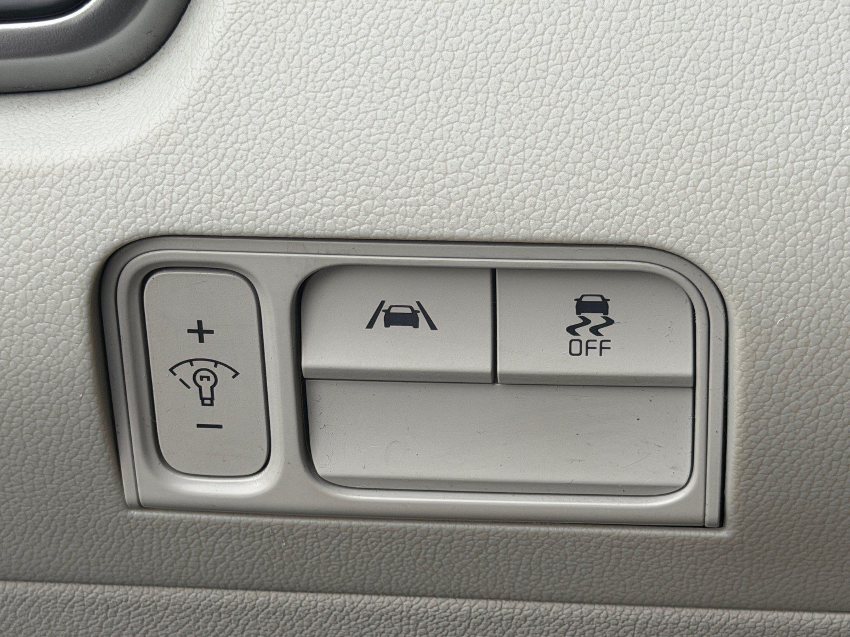 Used 2021 Kia Sorento S FWD image 34