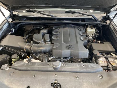 Used 2019 Toyota 4Runner Limited AWD/4WD image 37