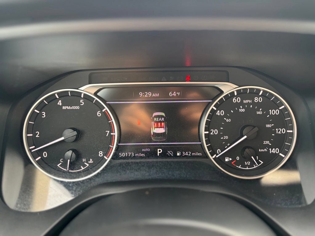 Used 2024 Nissan Rogue S AWD/4WD image 29
