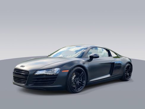 Used 2009 Audi R8 V8 image 2