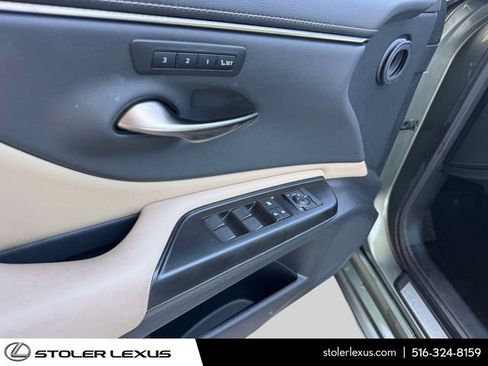 Used 2019 Lexus ES 350 w/ Premium Package FWD image 21