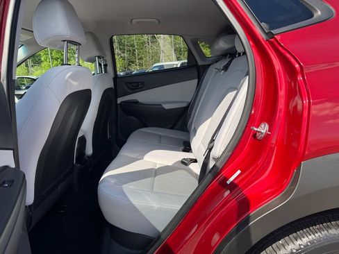 Used 2023 Hyundai Kona SEL w/ Cargo Package AWD/4WD image 18